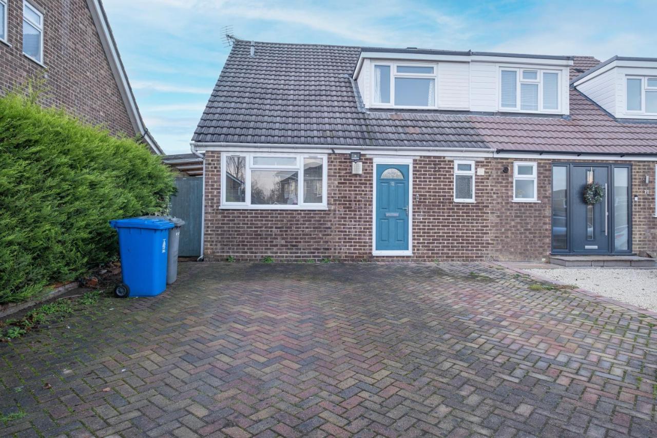 Staiforce 2 Bedroom House With Parking Maidenhead Exterior photo